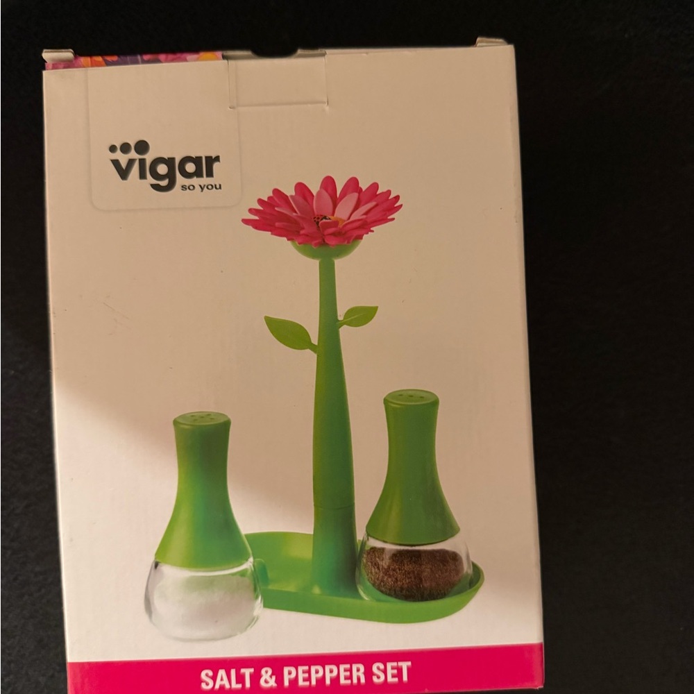 Vigar Green Salt & Pepper Set